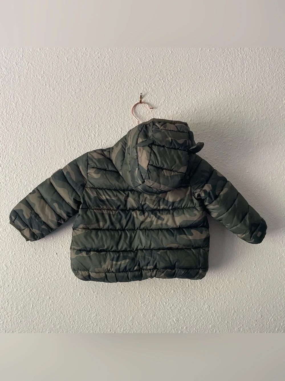 Baby Gap Boys 12-18M Camo Puffer Jacket Hood Bear Ears Orange Lined Coat